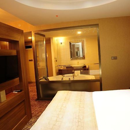 Bendis Hotel Halic Bagian luar foto
